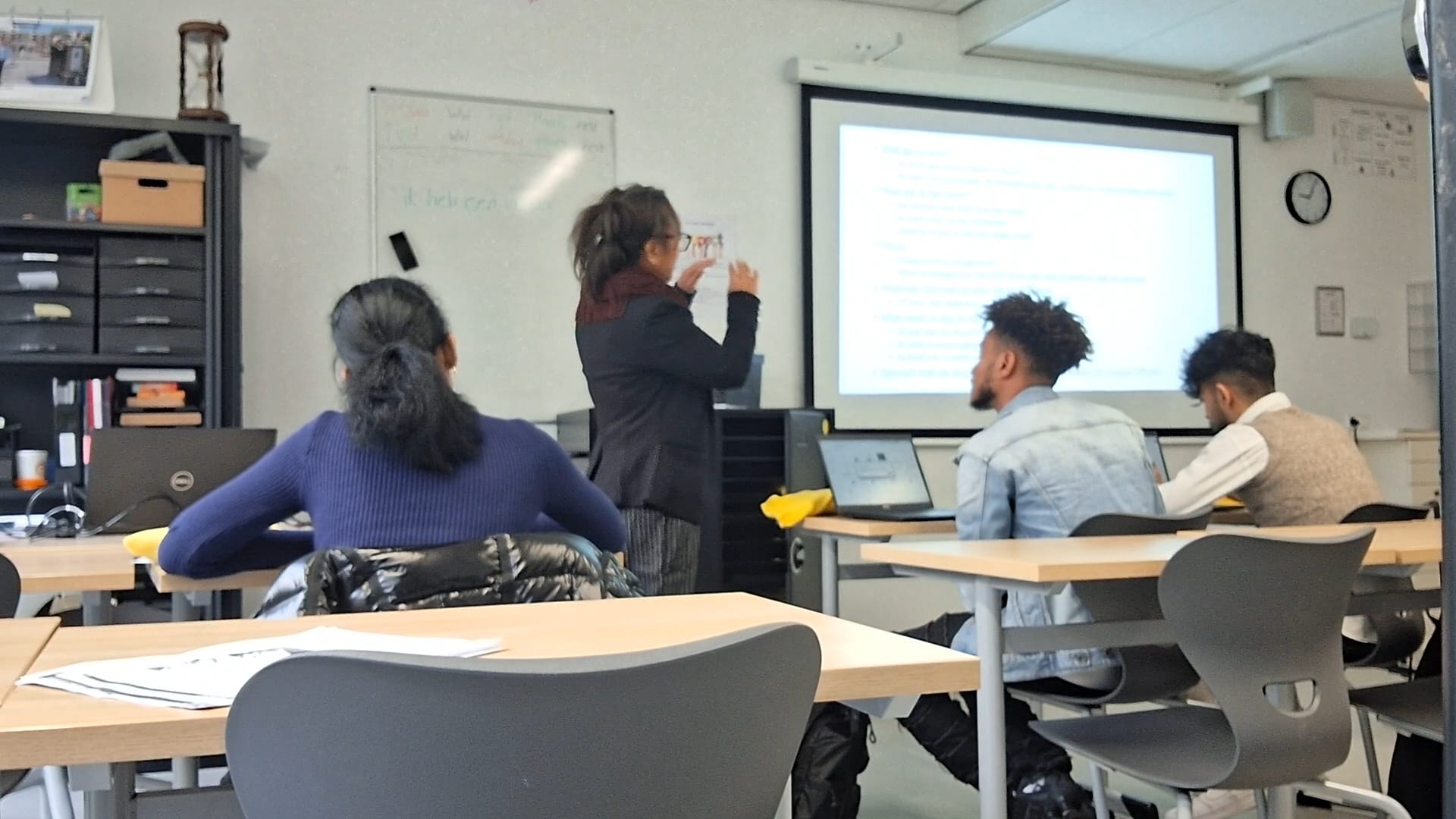 Lesgeven aan NT2-klas